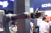中国机器人产业面临差距被拉大风险